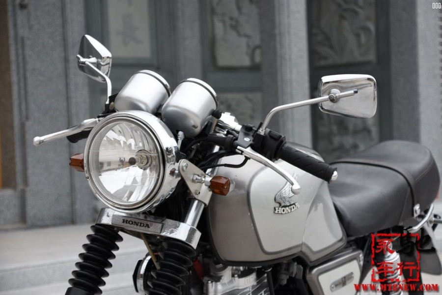 1985 GB400TT (2).jpg