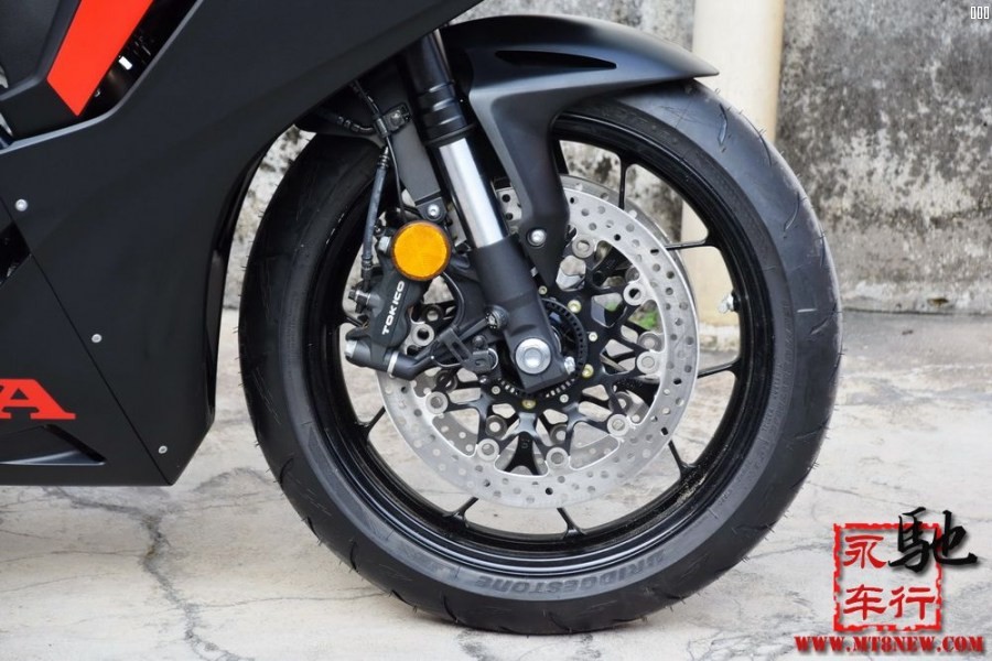 18 CBR1000RR (4).jpg