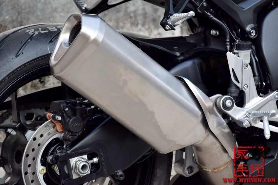 18 CBR1000RR (10).jpg