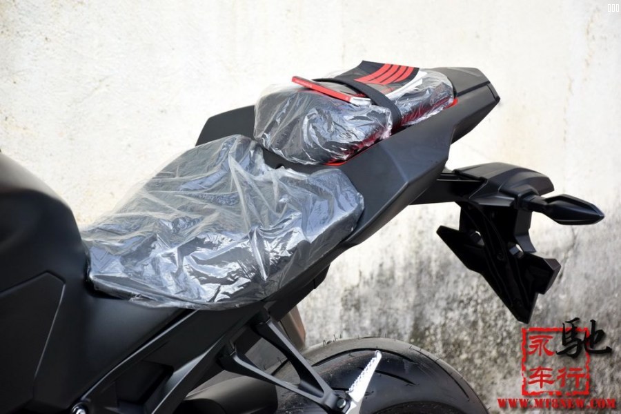 18 CBR1000RR (21).jpg