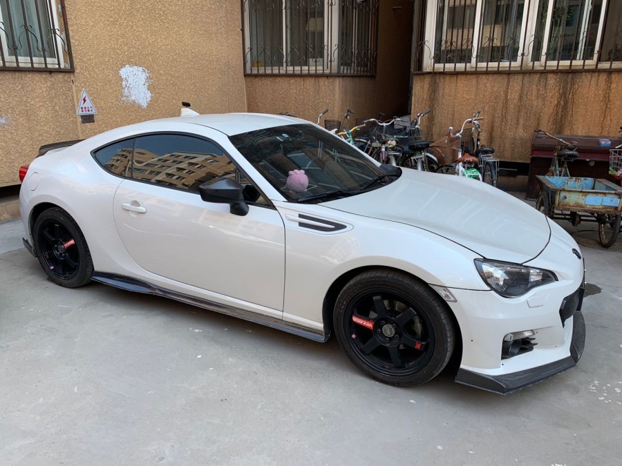 斯巴鲁BRZ 4.jpg